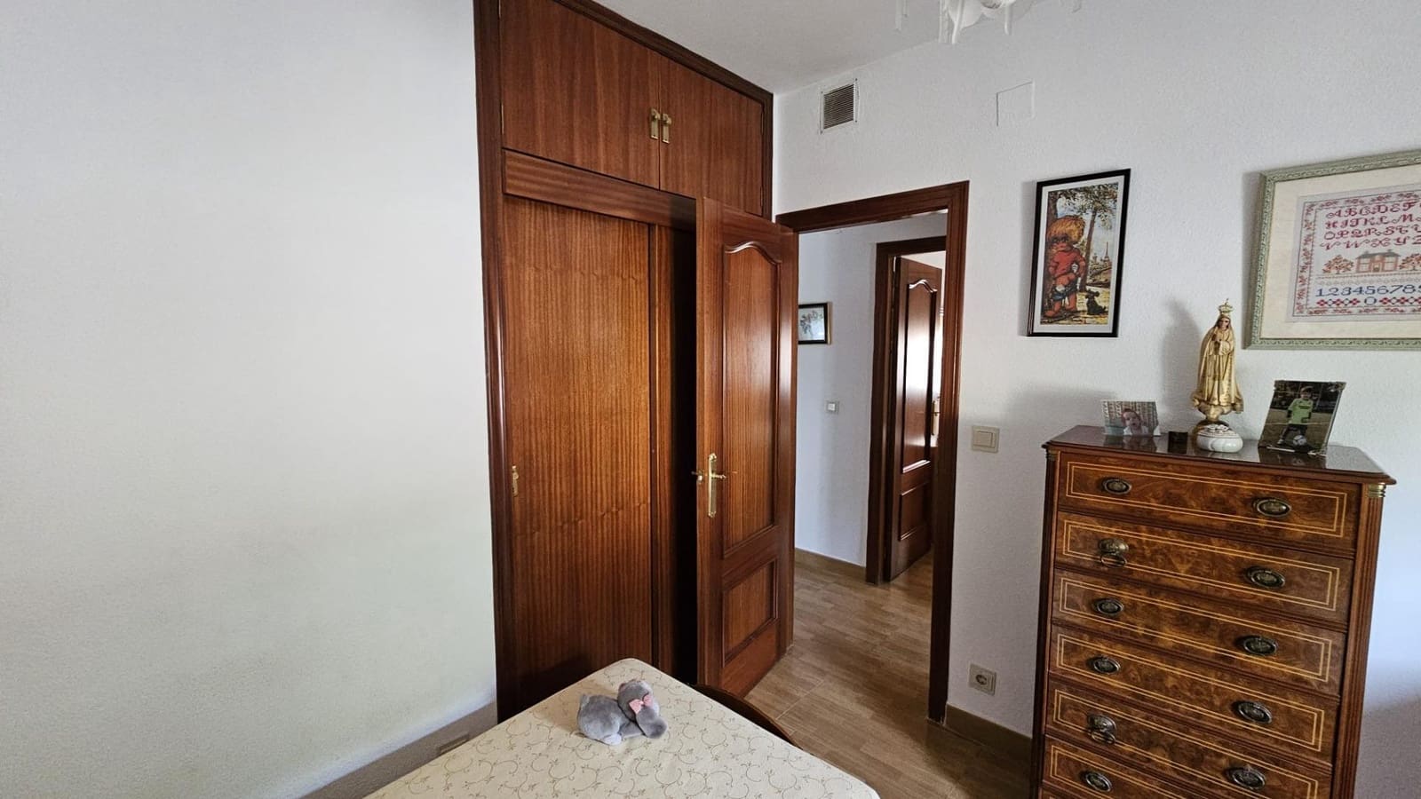 Chalet de 4 habitaciones en Córdoba ciudad en venta con piscina - 350.000 € (Ref: 9968348)