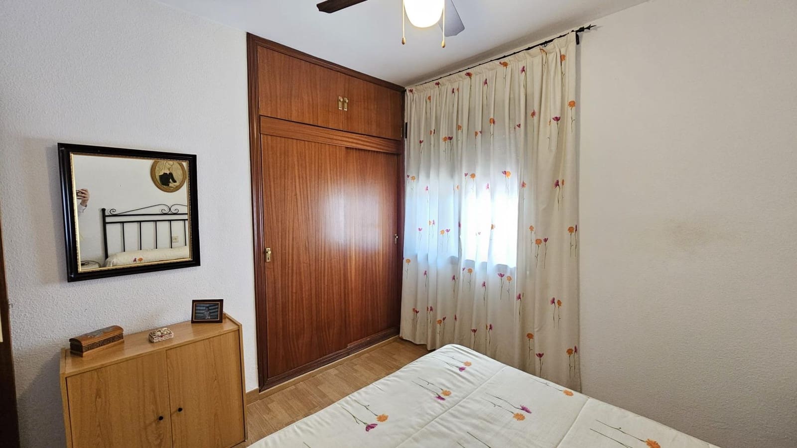 Chalet de 4 habitaciones en Córdoba ciudad en venta con piscina - 350.000 € (Ref: 9968348)