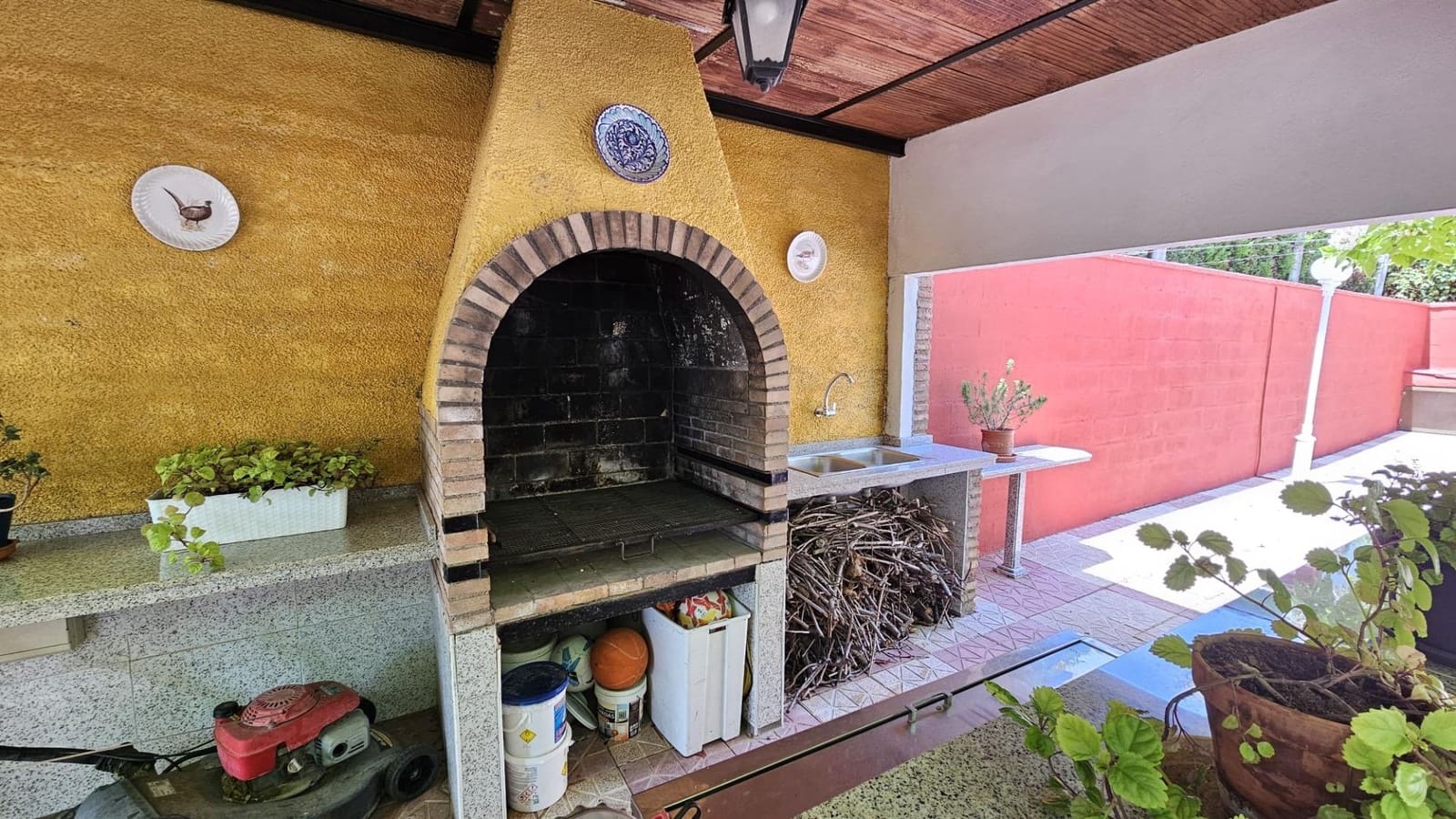 Chalet de 4 habitaciones en Córdoba ciudad en venta con piscina - 350.000 € (Ref: 9968348)