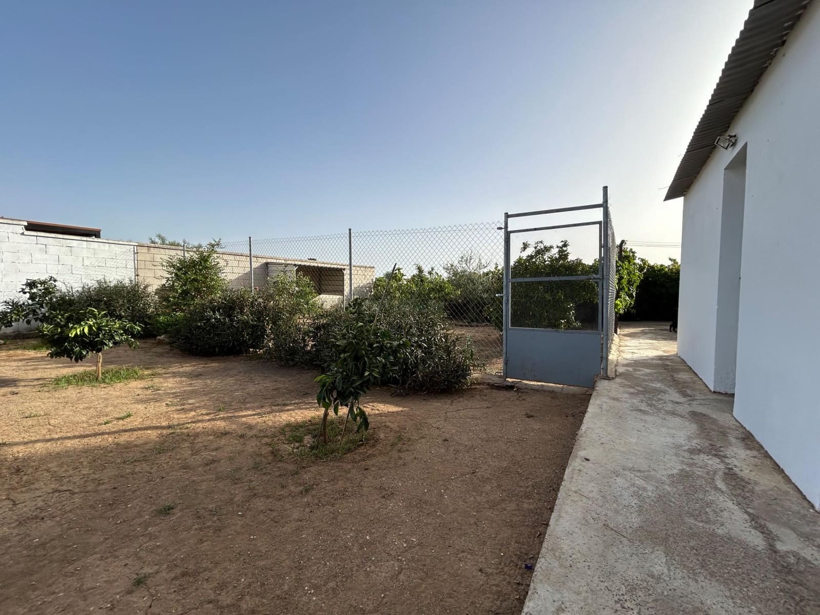 2 bedroom Finca/Country House for sale in Cordoba city - € 140,000 (Ref: 9968350)