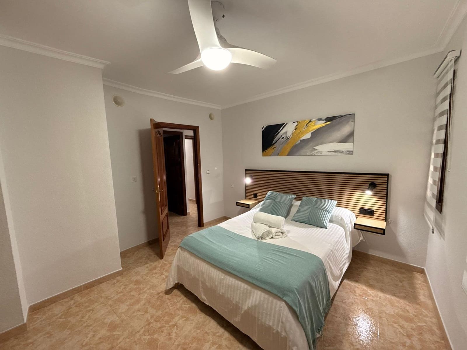 2 bedroom Flat for sale in Cordoba city with garage - € 210,000 (Ref: 9970710)