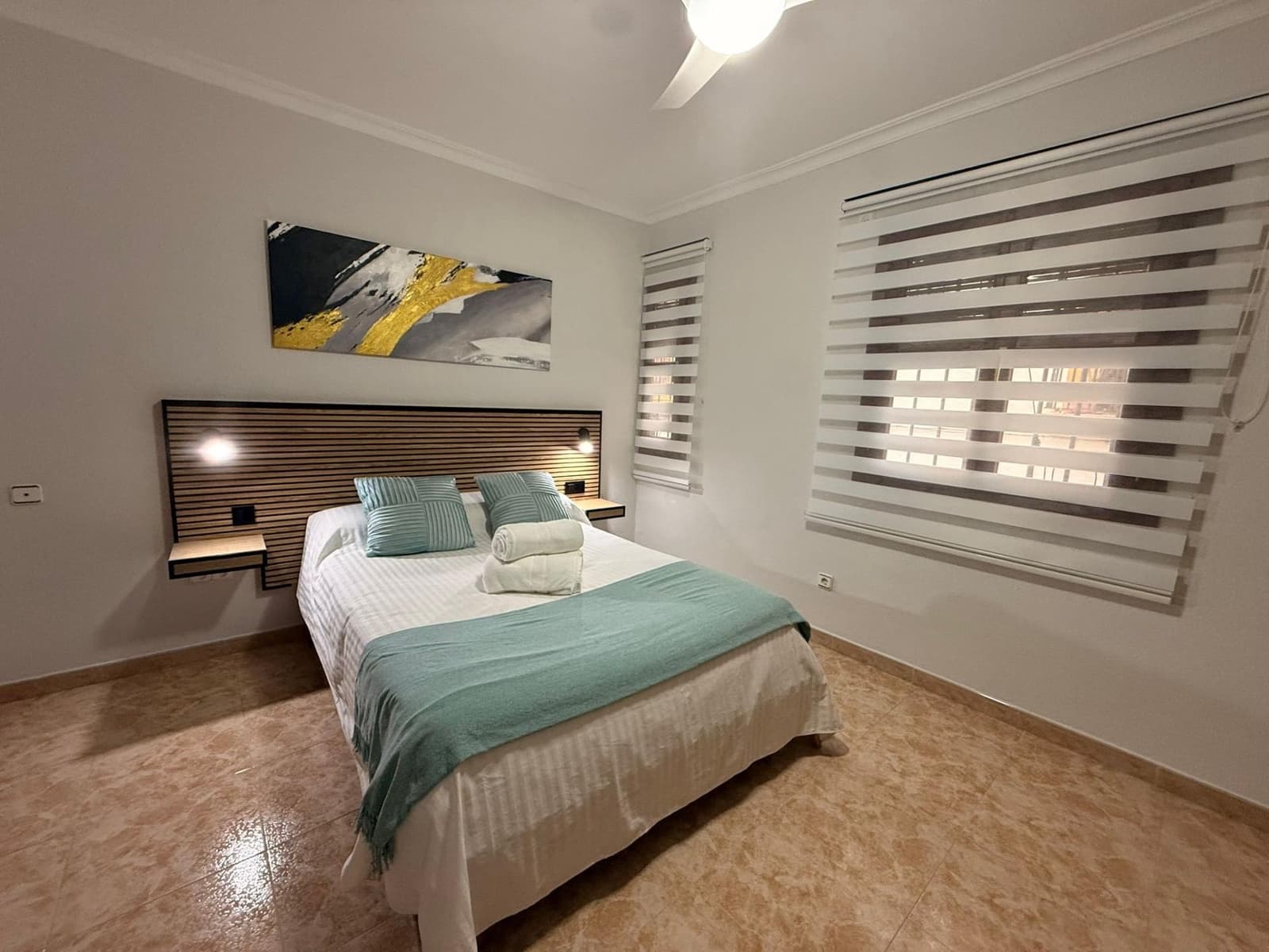 2 bedroom Flat for sale in Cordoba city with garage - € 210,000 (Ref: 9970710)