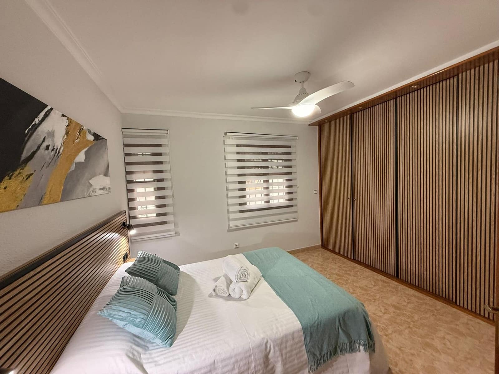 2 bedroom Flat for sale in Cordoba city with garage - € 210,000 (Ref: 9970710)