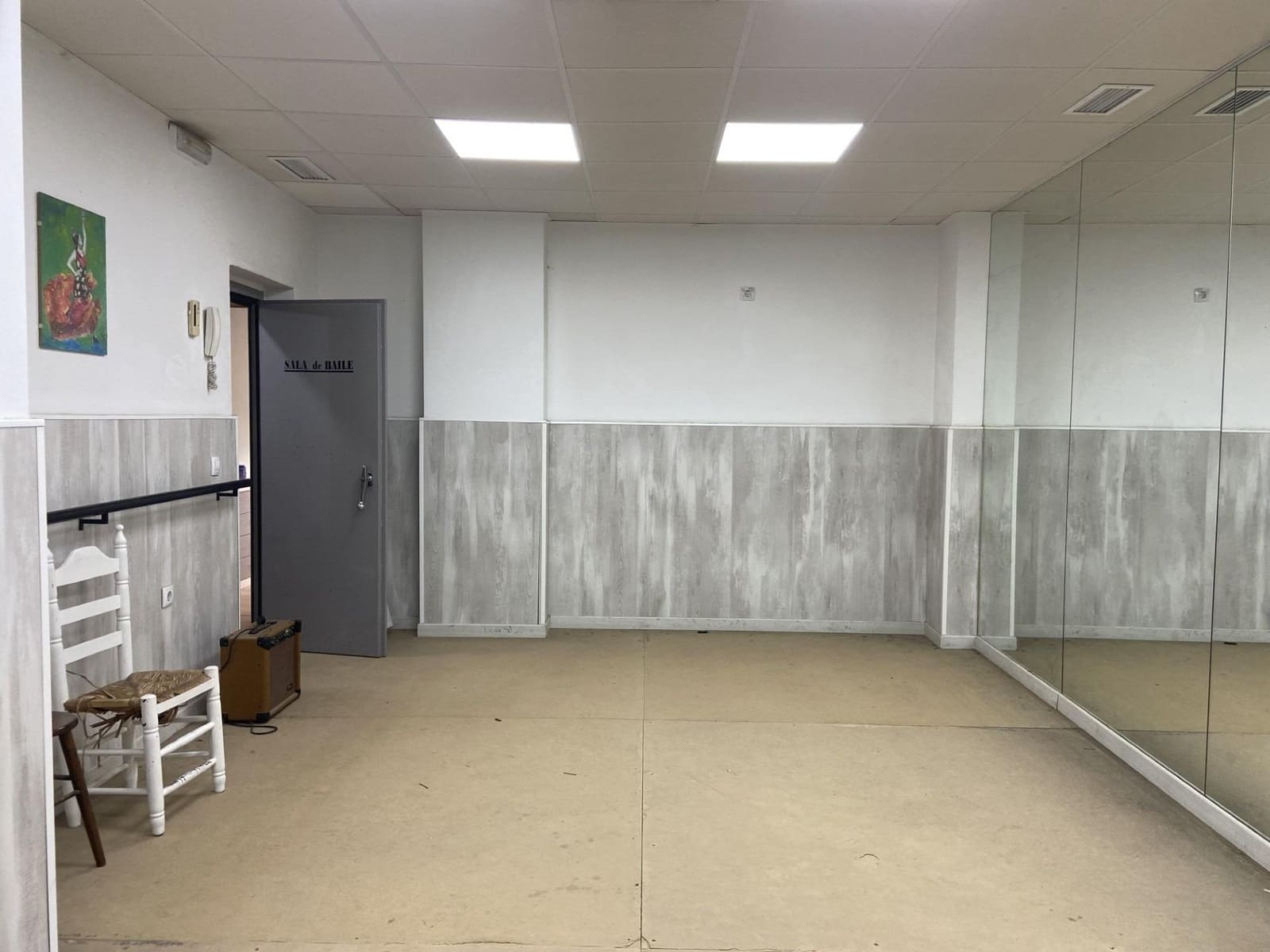 Commercial for sale in Cordoba city - € 110,000 (Ref: 9970711)