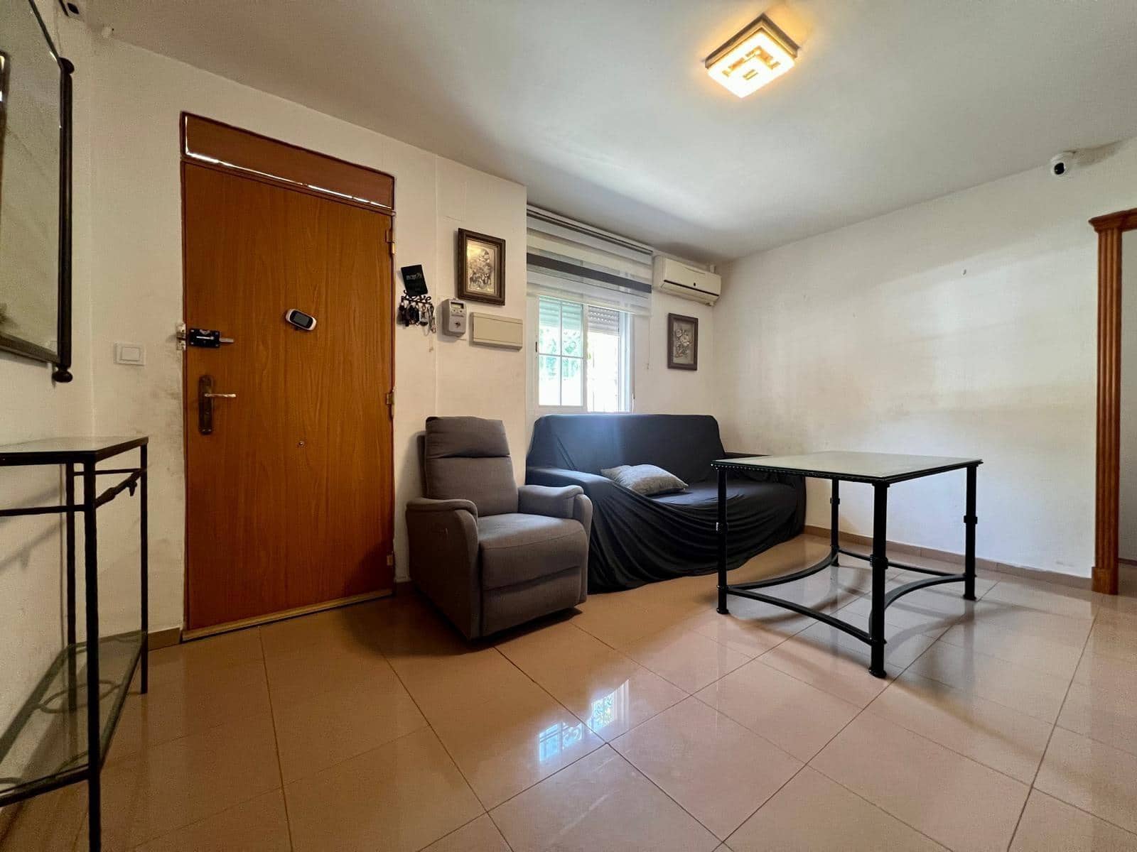 3 soveværelse Byhus til salg i Cordoba by - € 117.900 (Ref: 9973384)