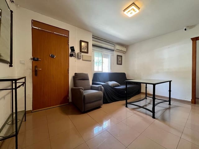 3 soveværelse Byhus til salg i Córdoba by - € 117.900 (Ref: 9973384)