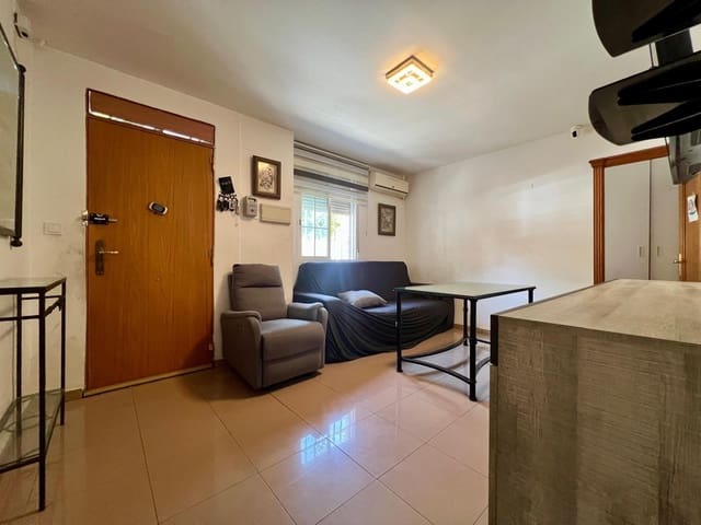 3 soveværelse Byhus til salg i Córdoba by - € 117.900 (Ref: 9973384)