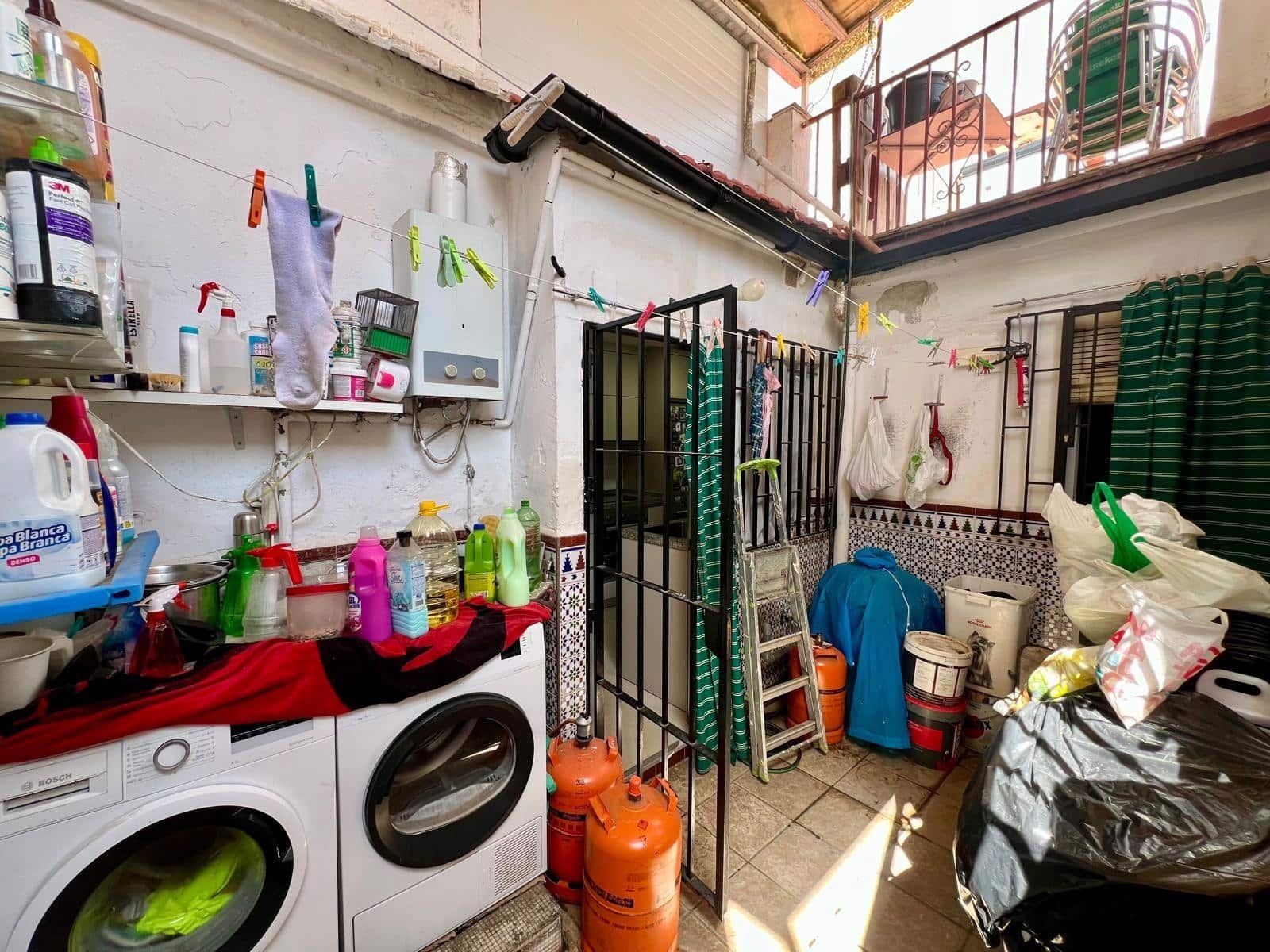 3 soveværelse Byhus til salg i Cordoba by - € 117.900 (Ref: 9973384)
