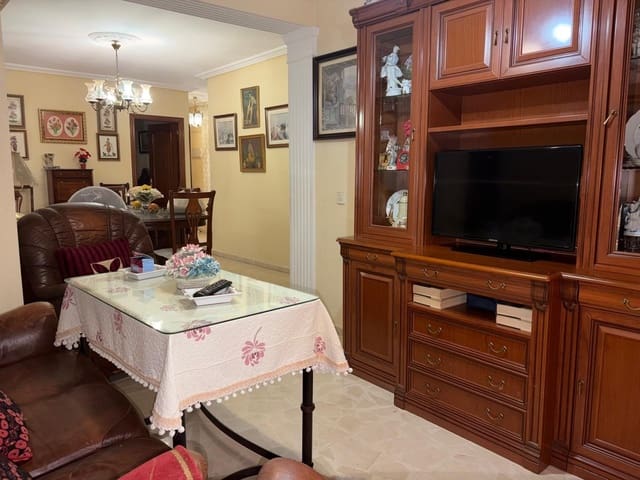 Piso de 2 habitaciones en Huerta de la Reina, Córdoba ciudad en venta - 123.000 € (Ref: 9977403)