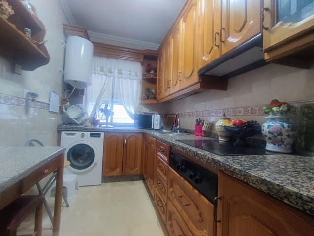 Piso de 2 habitaciones en Huerta de la Reina, Córdoba ciudad en venta - 123.000 € (Ref: 9977403)