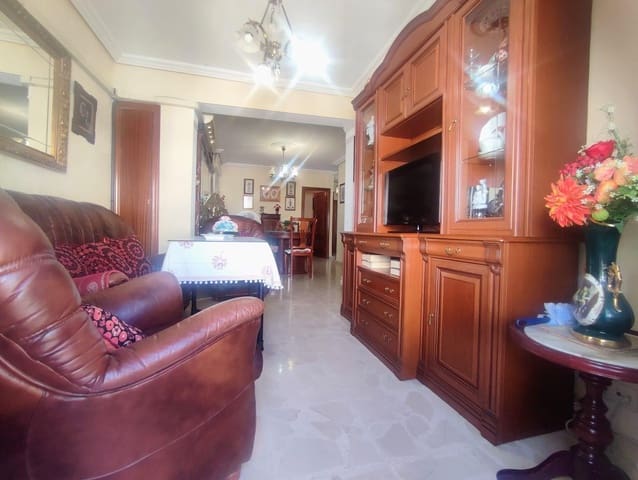 Piso de 2 habitaciones en Huerta de la Reina, Córdoba ciudad en venta - 123.000 € (Ref: 9977403)