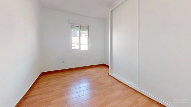 2 soveværelse Lejlighed til salg i Ciudad Jardín, Córdoba by - € 144.900 (Ref: 9978960)