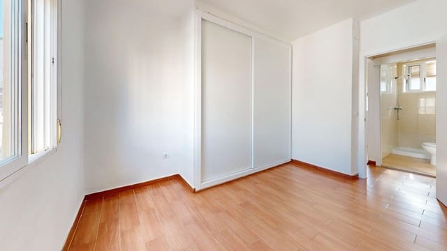 2 soveværelse Lejlighed til salg i Ciudad Jardín, Córdoba by - € 144.900 (Ref: 9978960)