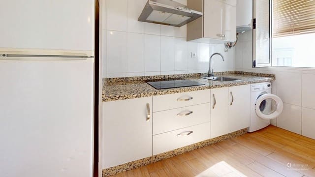 2 soveværelse Lejlighed til salg i Ciudad Jardín, Córdoba by - € 144.900 (Ref: 9978960)