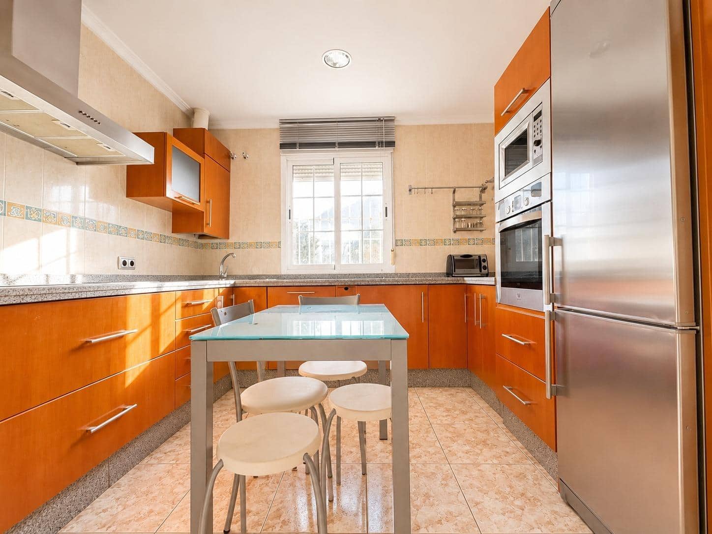 3 soverom Finca/Herregård til salgs i El Higueron med garasje - € 180 000 (Ref: 9978961)