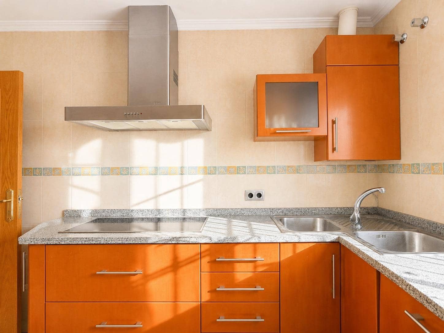 3 soverom Finca/Herregård til salgs i El Higueron med garasje - € 180 000 (Ref: 9978961)