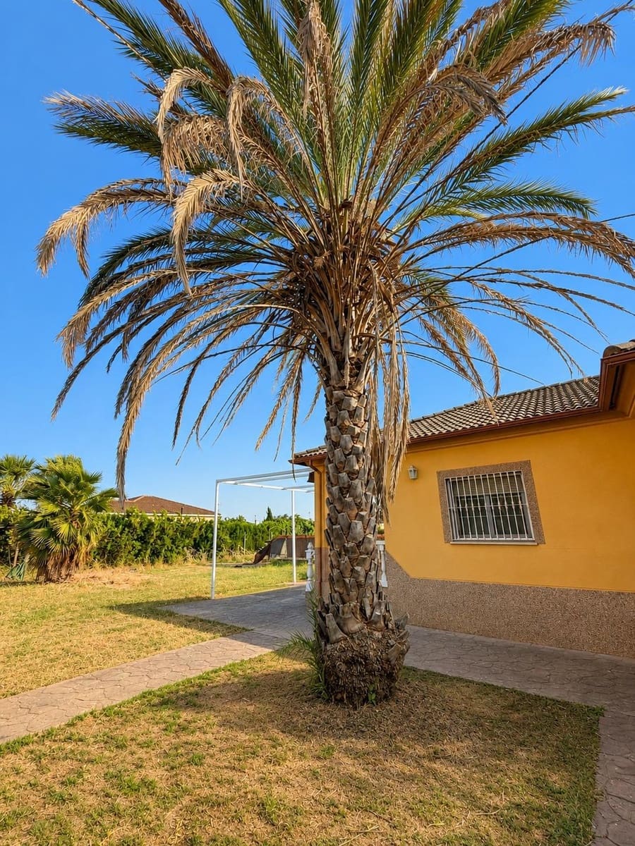 3 soverom Finca/Herregård til salgs i El Higueron med garasje - € 180 000 (Ref: 9978961)