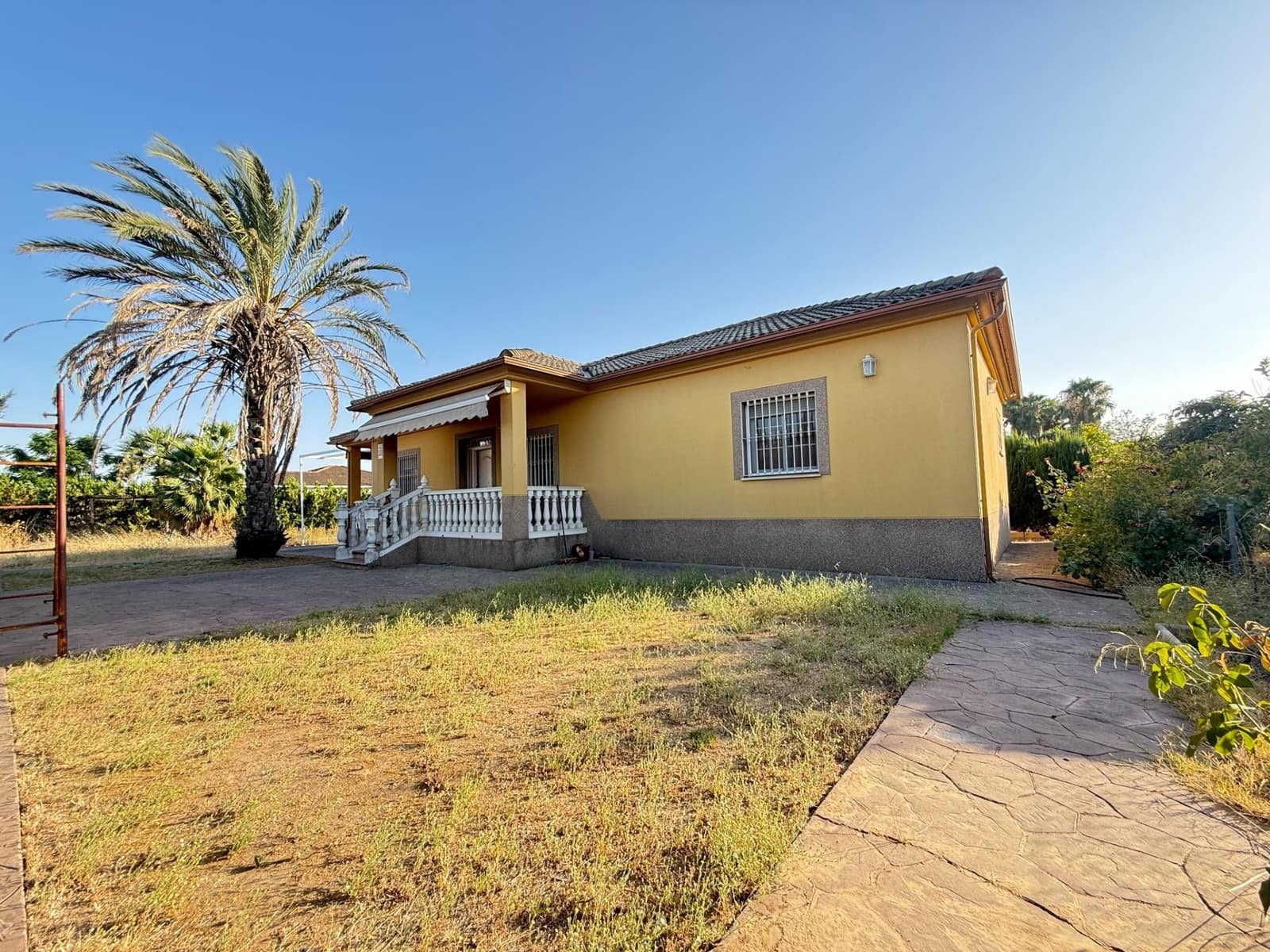 3 soverom Finca/Herregård til salgs i El Higueron med garasje - € 180 000 (Ref: 9978961)