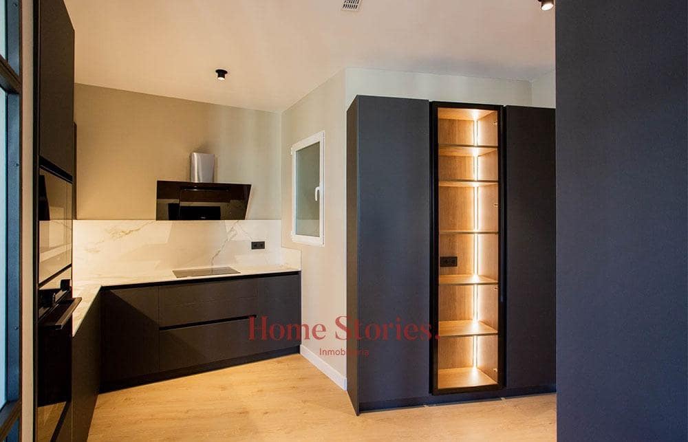 3 bedroom Flat for rent in Arrancapins, Valencia city € 1,850 (Ref