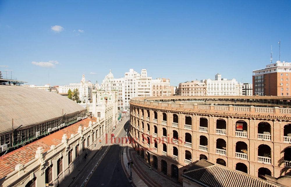 3 bedroom Flat for rent in Arrancapins, Valencia city € 1,850 (Ref