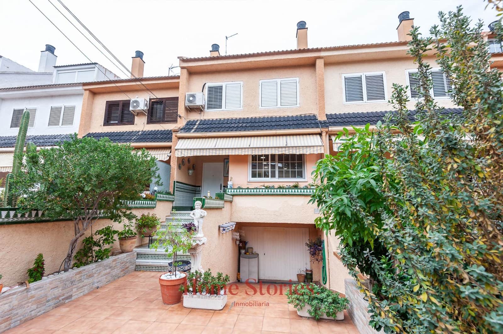 4 bedroom Villa for sale in La Cañada, Paterna with pool € 380,000