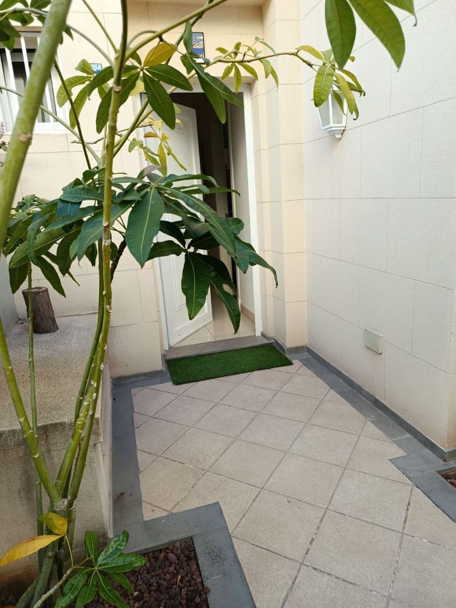 2 Zimmer Haus zu verkaufen in Chayofa mit Garage - 440.000 € (Ref: 10004609)
