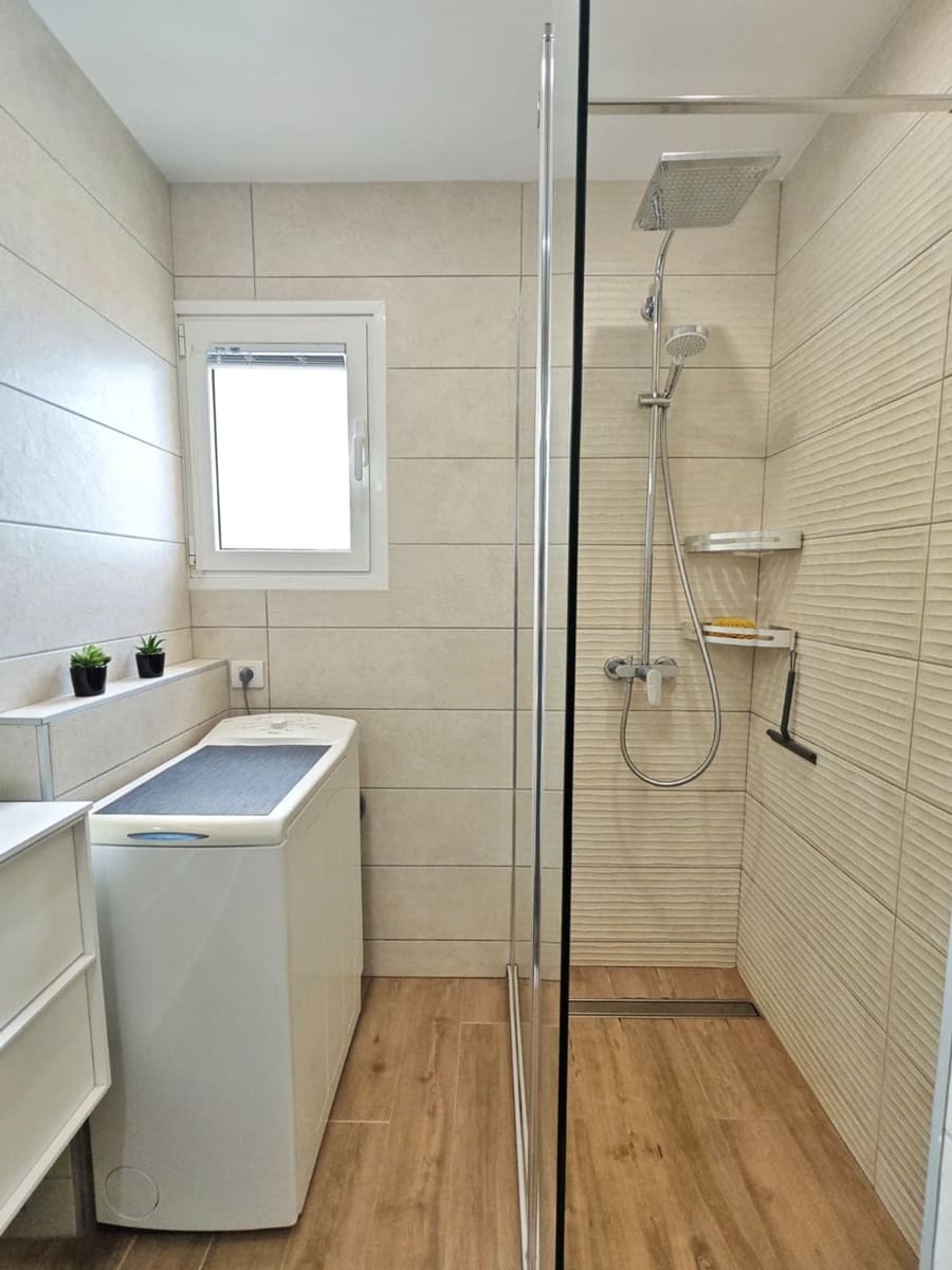 1 soverom Leilighet til salgs i Los Cristianos med svømmebasseng garasje - € 385 000 (Ref: 10004610)