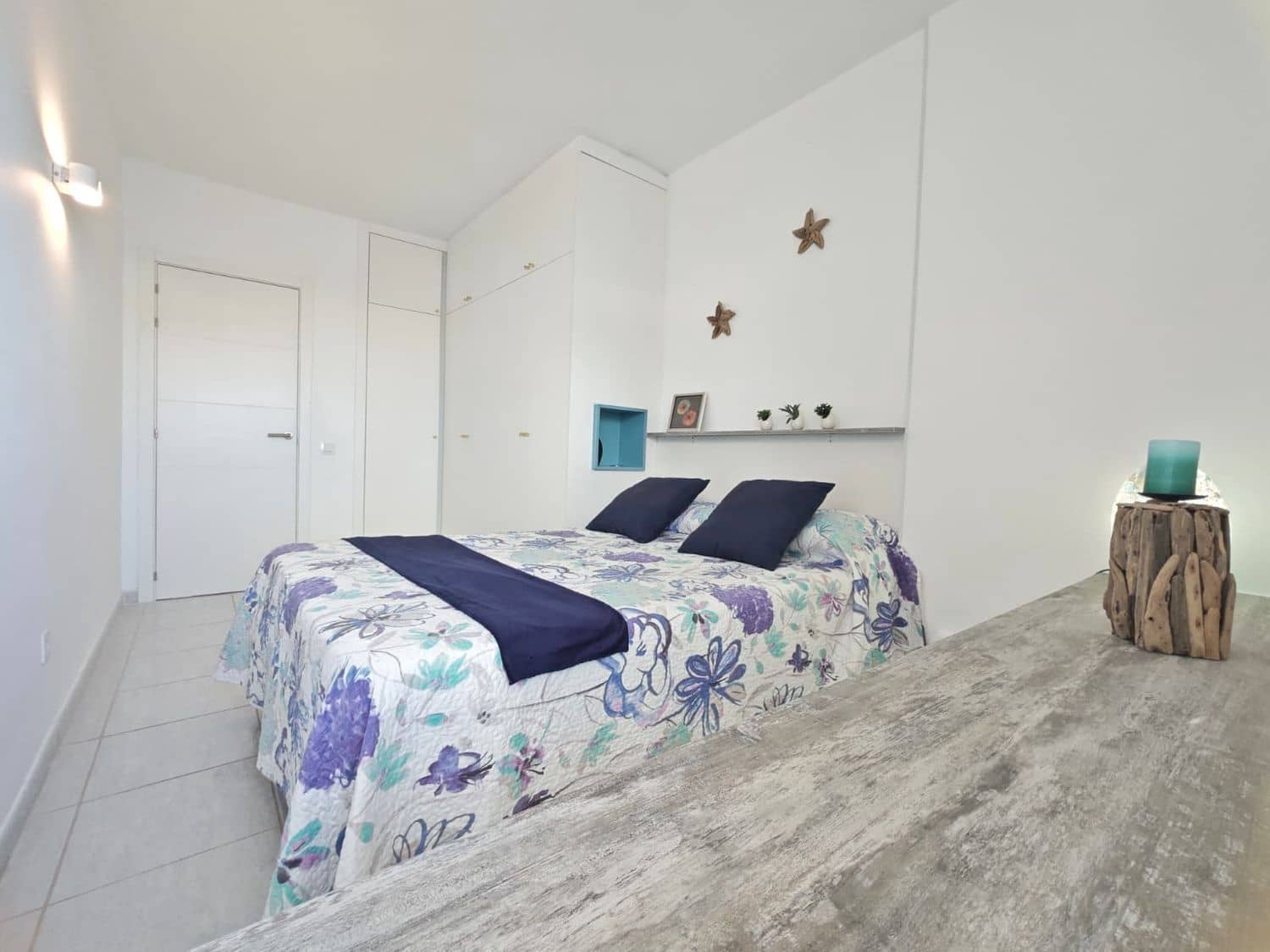 1 soverom Leilighet til salgs i Los Cristianos med svømmebasseng garasje - € 385 000 (Ref: 10004610)