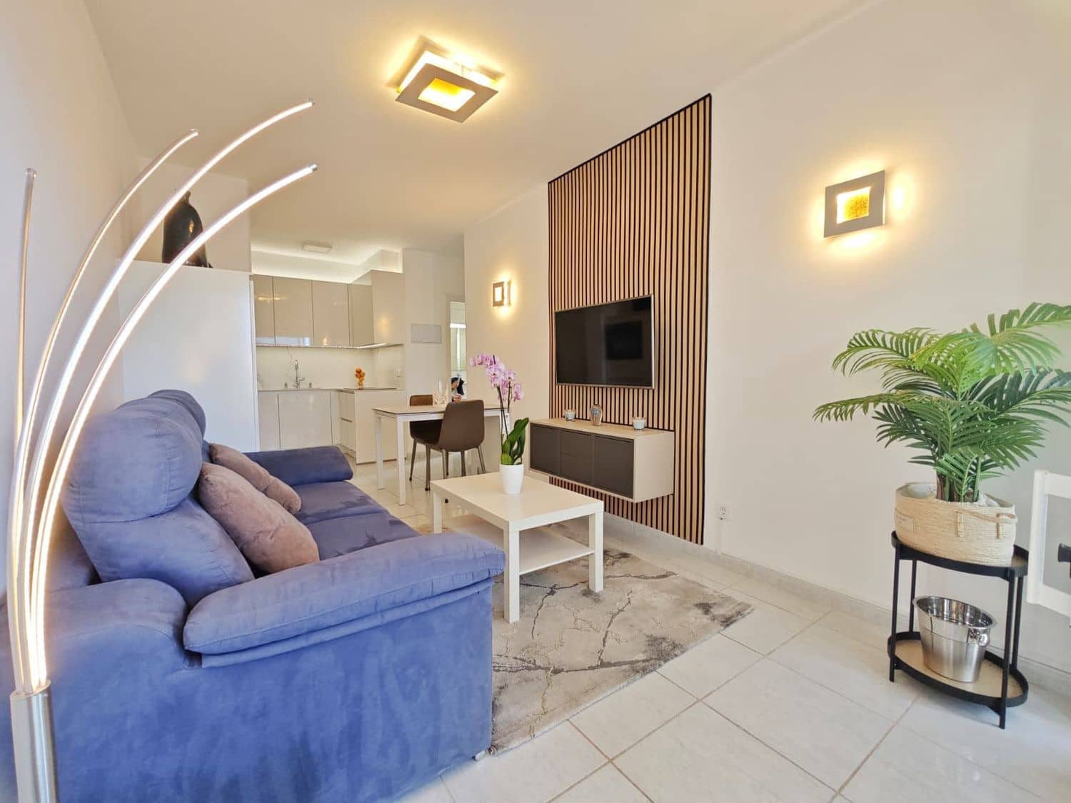 1 soverom Leilighet til salgs i Los Cristianos med svømmebasseng garasje - € 385 000 (Ref: 10004610)