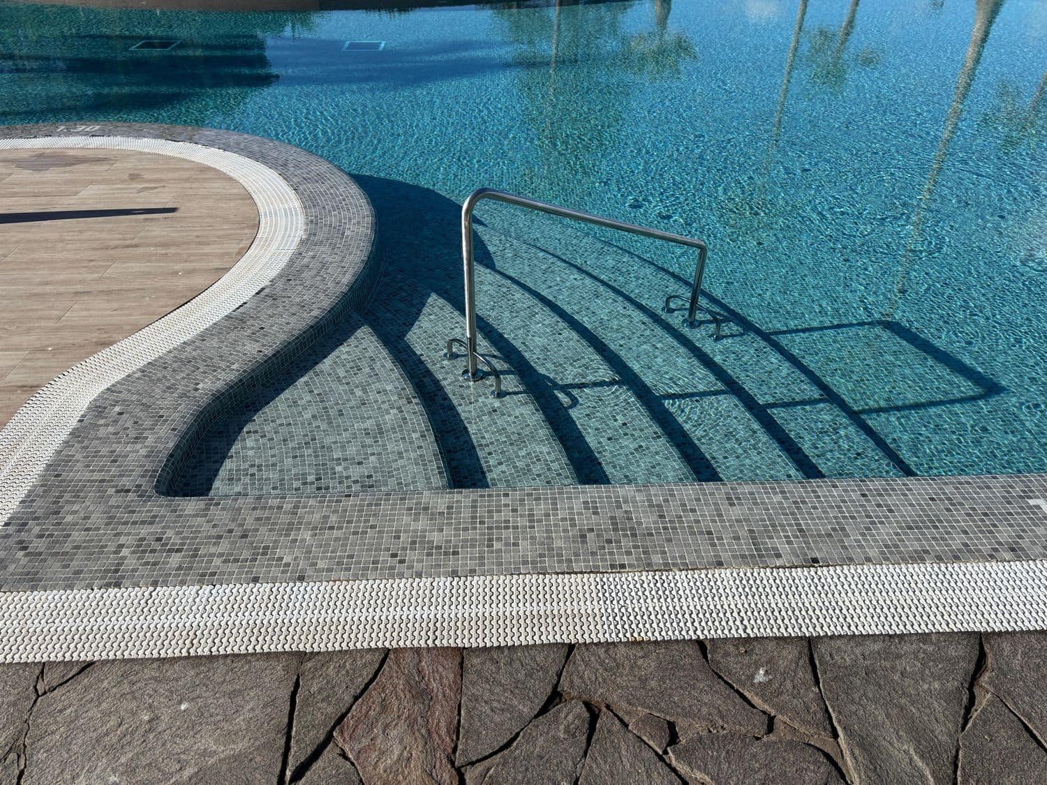 1 soverom Leilighet til salgs i Los Cristianos med svømmebasseng garasje - € 385 000 (Ref: 10004610)