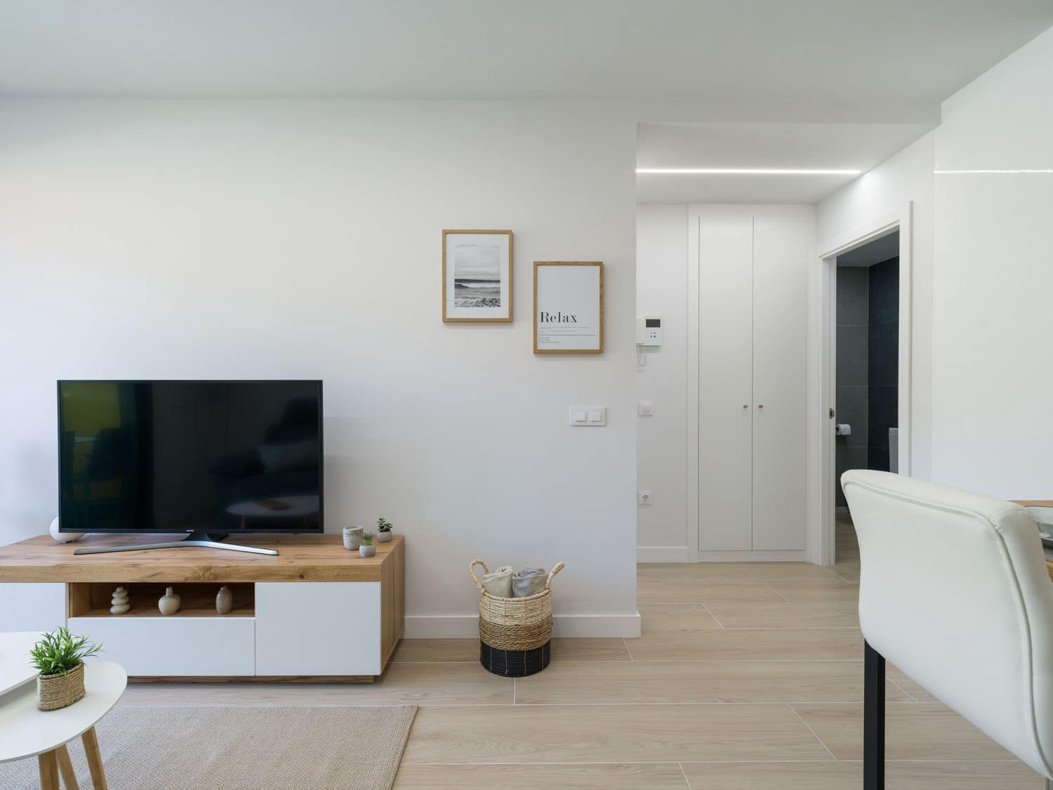 1 sypialnia Apartament do wynajęcia w Puerto Rico z basenem garażem - 1 900 € (Ref: 10013929)