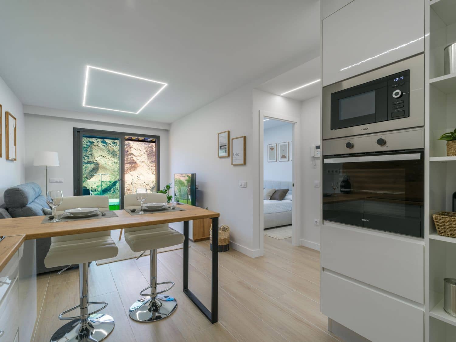 1 sypialnia Apartament do wynajęcia w Puerto Rico z basenem garażem - 1 900 € (Ref: 10013929)