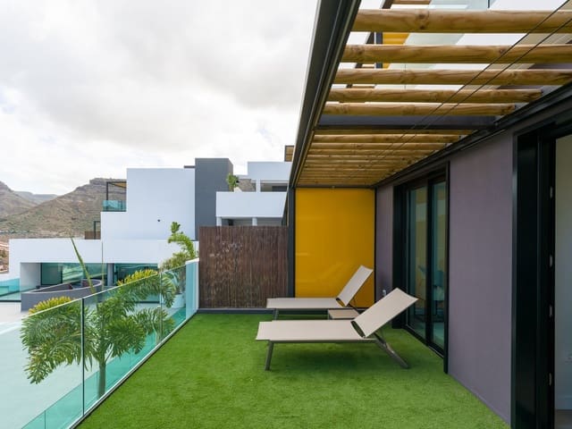 1 sovrum Lägenhet att hyra i Puerto Rico, Mogán med pool garage - 1 900 € (Ref: 10013929)