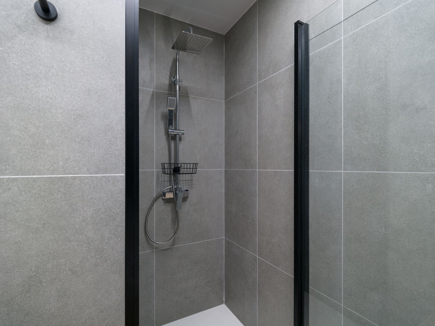 1 sypialnia Apartament do wynajęcia w Puerto Rico z basenem garażem - 1 900 € (Ref: 10013929)