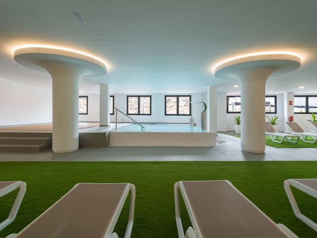 1 sovrum Lägenhet att hyra i Puerto Rico, Mogán med pool garage - 1 900 € (Ref: 10013929)