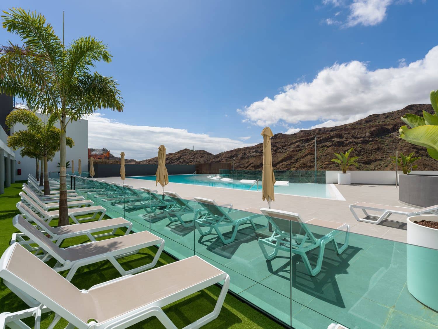 1 slaapkamer Appartement te koop in Puerto Rico met zwembad garage - € 357.000 (Ref: 10013930)