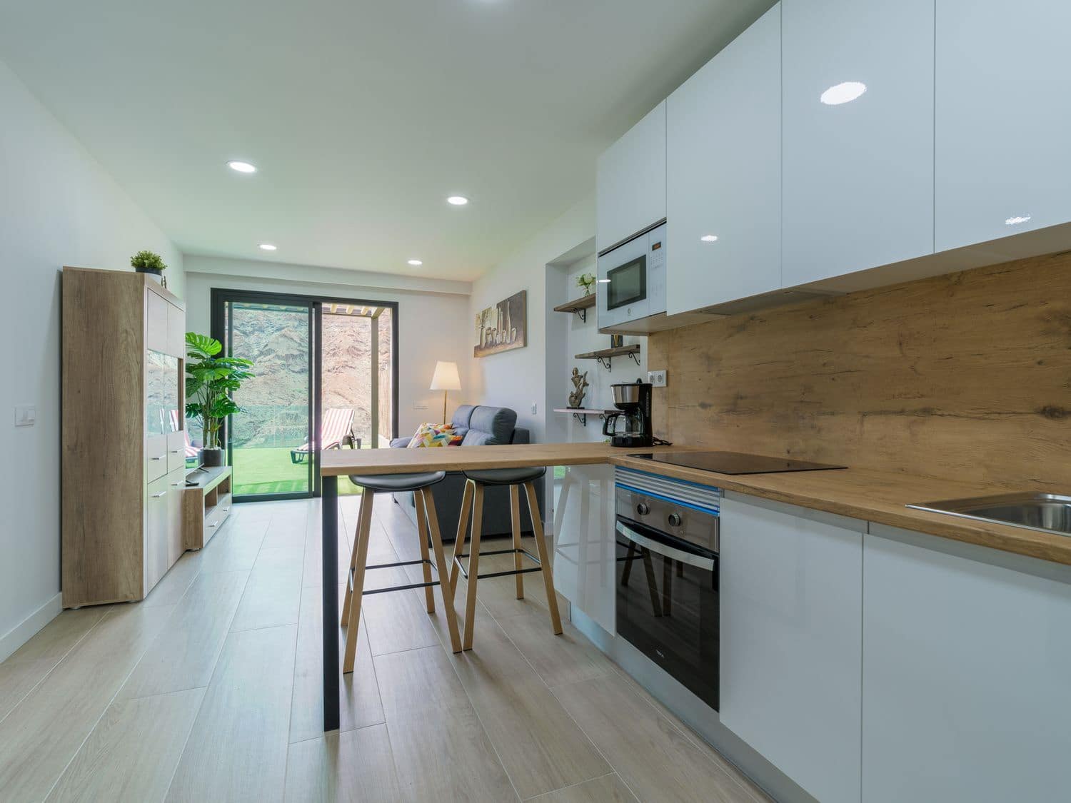 1 slaapkamer Appartement te koop in Puerto Rico met zwembad garage - € 357.000 (Ref: 10013930)