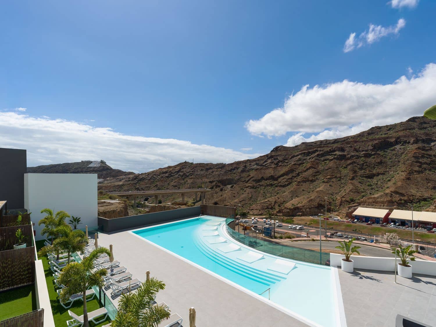 1 slaapkamer Appartement te koop in Puerto Rico met zwembad garage - € 357.000 (Ref: 10013930)