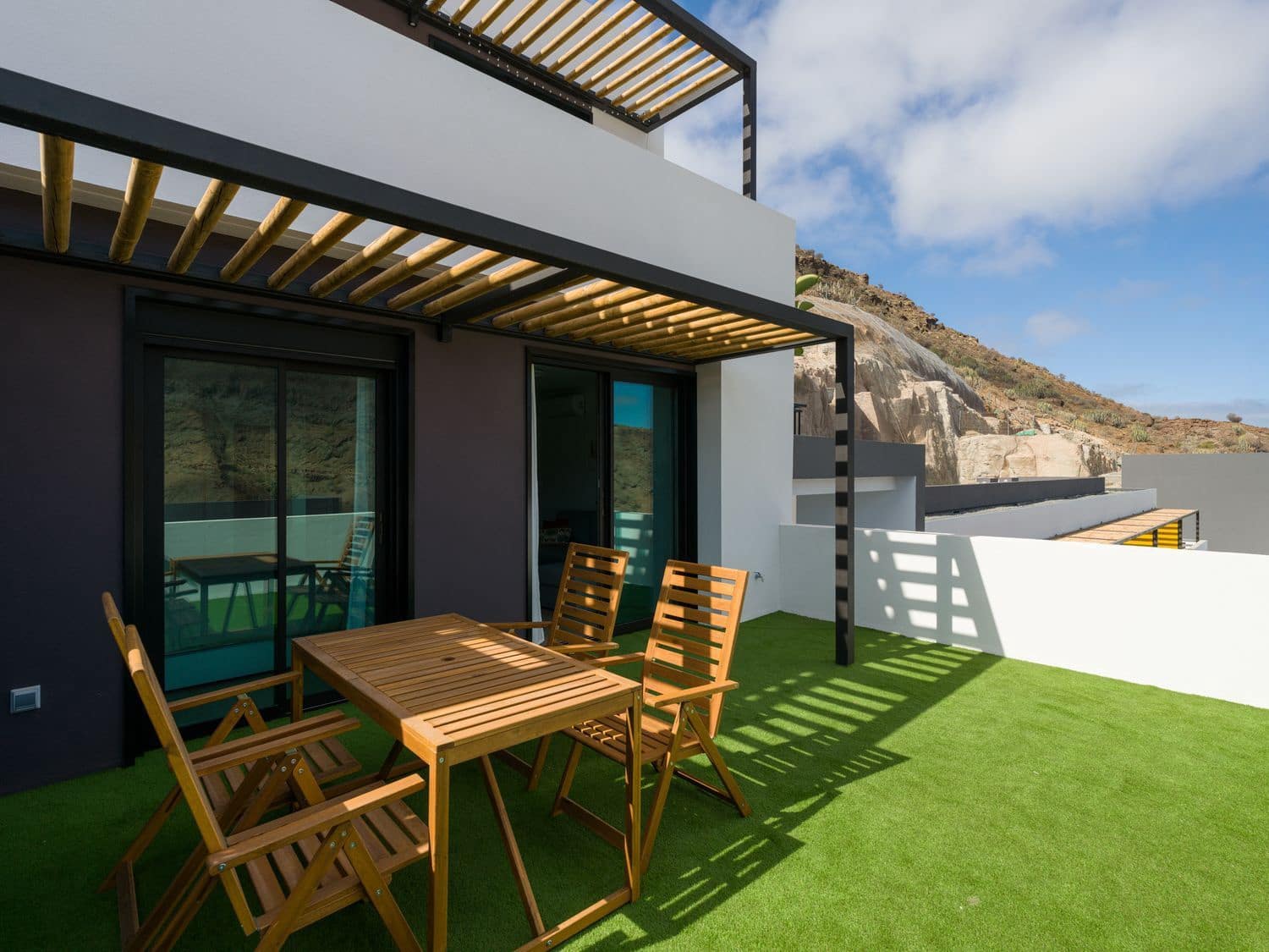 1 soveværelse Lejlighed til leje i Puerto Rico med swimmingpool garage - € 1.900 (Ref: 10013931)