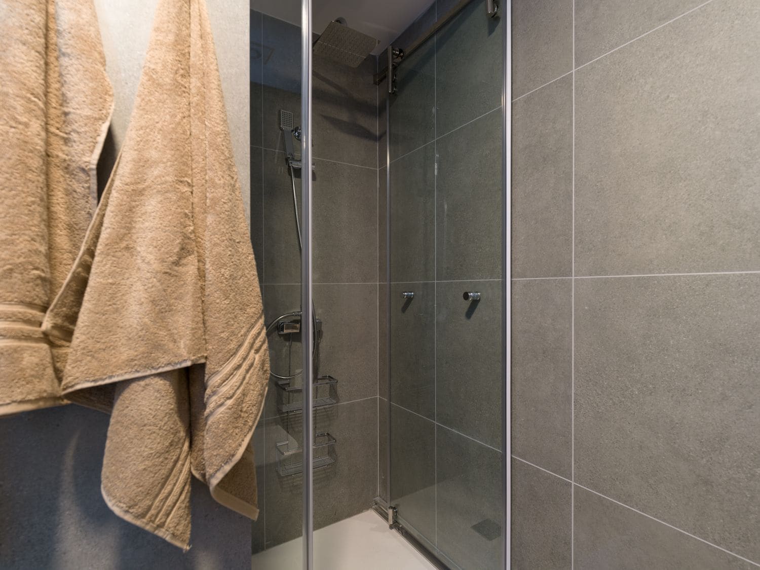 1 soveværelse Lejlighed til leje i Puerto Rico med swimmingpool garage - € 1.900 (Ref: 10013931)