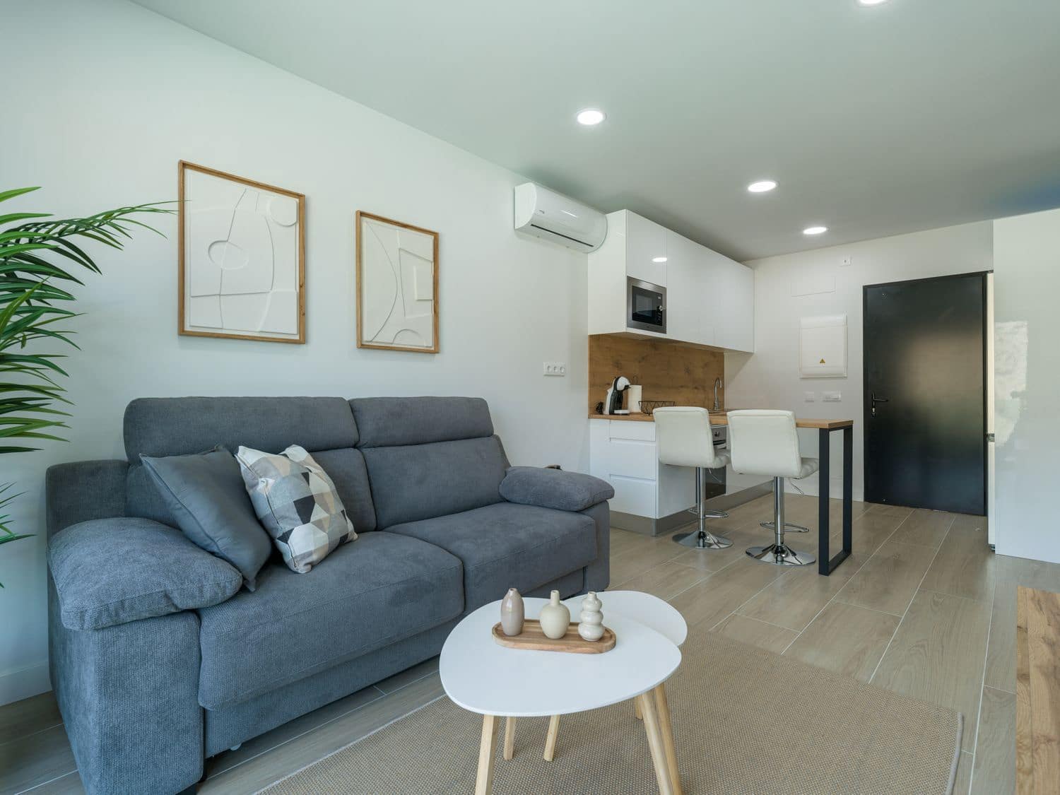 Appartement de 1 chambre à louer à Puerto Rico avec piscine garage - 1 800 € (Ref: 10013932)