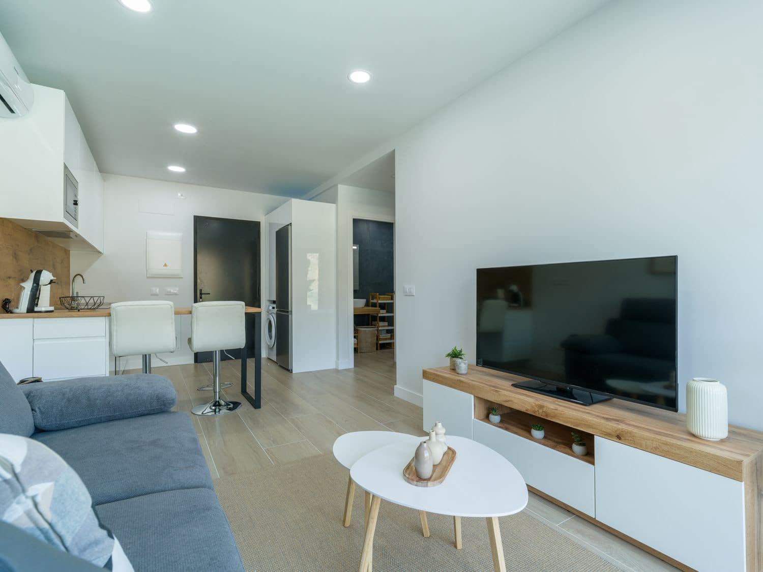 Appartement de 1 chambre à louer à Puerto Rico avec piscine garage - 1 800 € (Ref: 10013932)