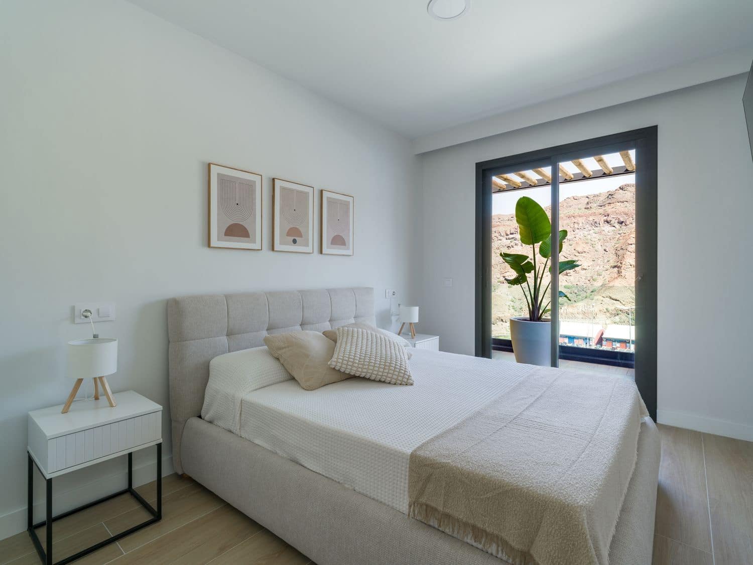 Appartement de 1 chambre à louer à Puerto Rico avec piscine garage - 1 800 € (Ref: 10013932)