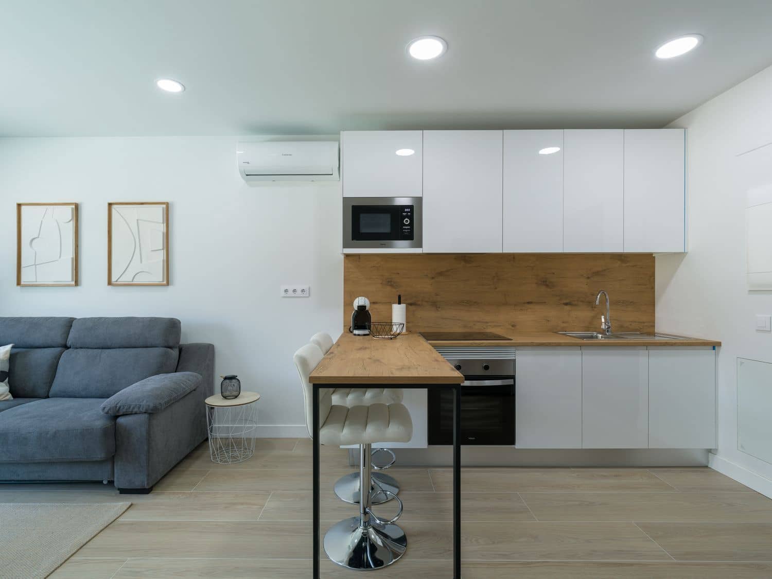 Appartement de 1 chambre à louer à Puerto Rico avec piscine garage - 1 800 € (Ref: 10013932)