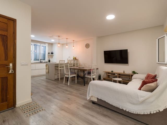 3 sypialnia Apartament na sprzedaż w Santa Lucía de Tirajana z garażem - 245 000 € (Ref: 10013933)