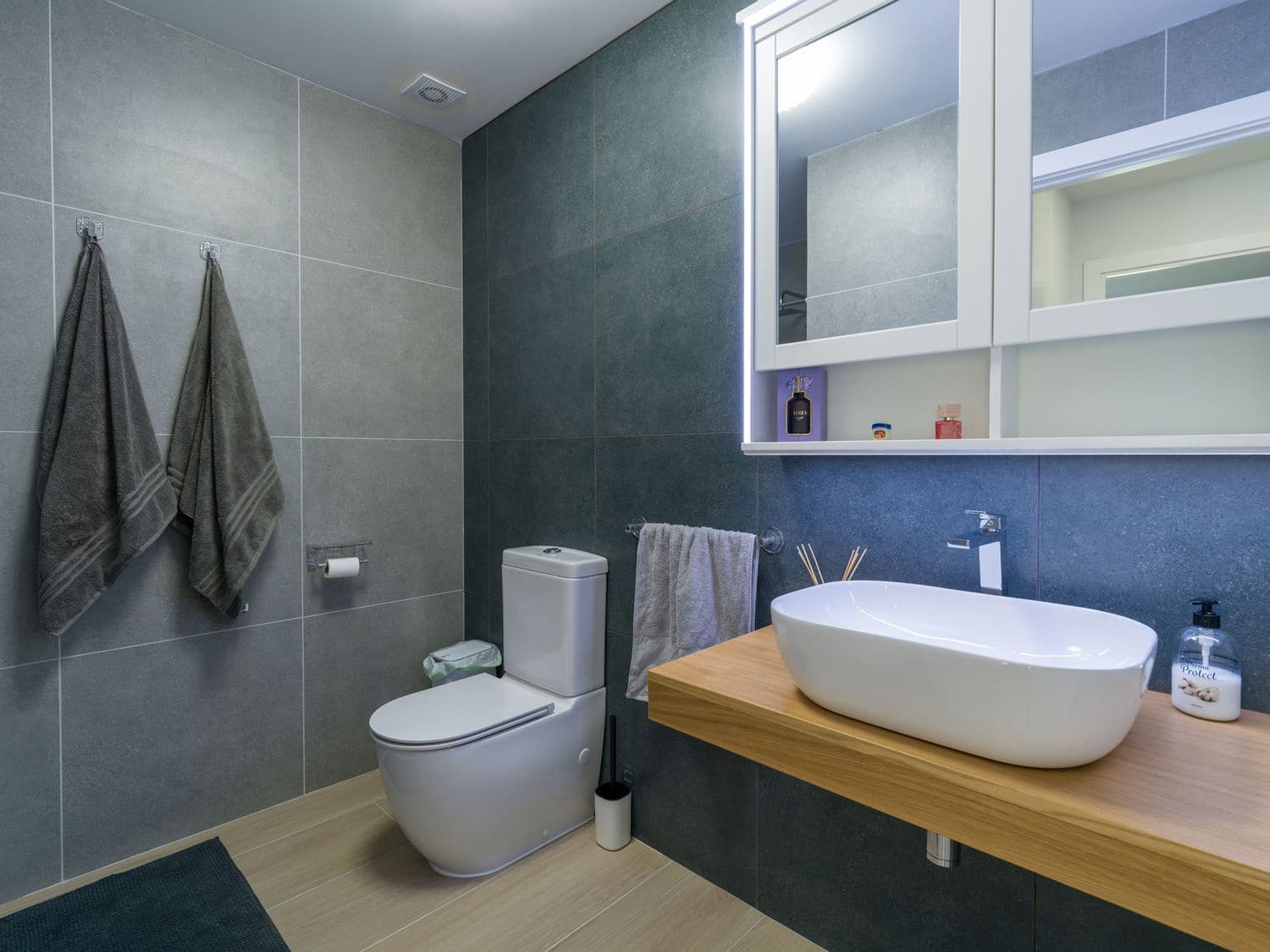 1 sypialnia Apartament do wynajęcia w Puerto Rico z basenem garażem - 1 700 € (Ref: 10013934)