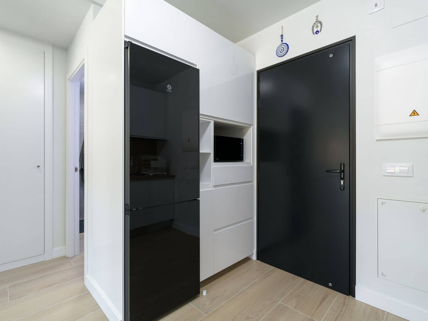 1 sypialnia Apartament do wynajęcia w Puerto Rico z basenem garażem - 1 700 € (Ref: 10013934)
