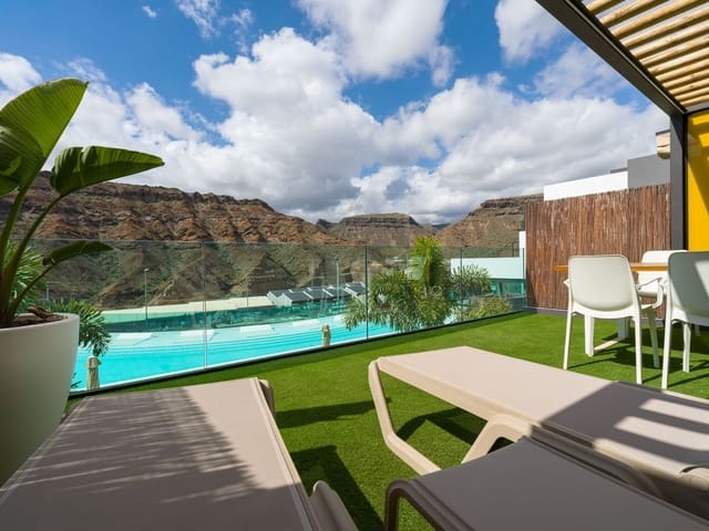 1 sypialnia Apartament do wynajęcia w Puerto Rico, Mogán z basenem garażem - 1 600 € (Ref: 10013935)