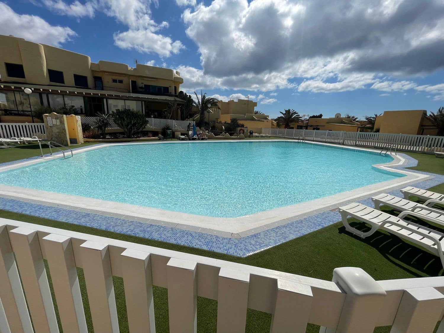 1 sovrum Lägenhet till salu i Pajara med pool garage - 147 000 € (Ref: 10013936)