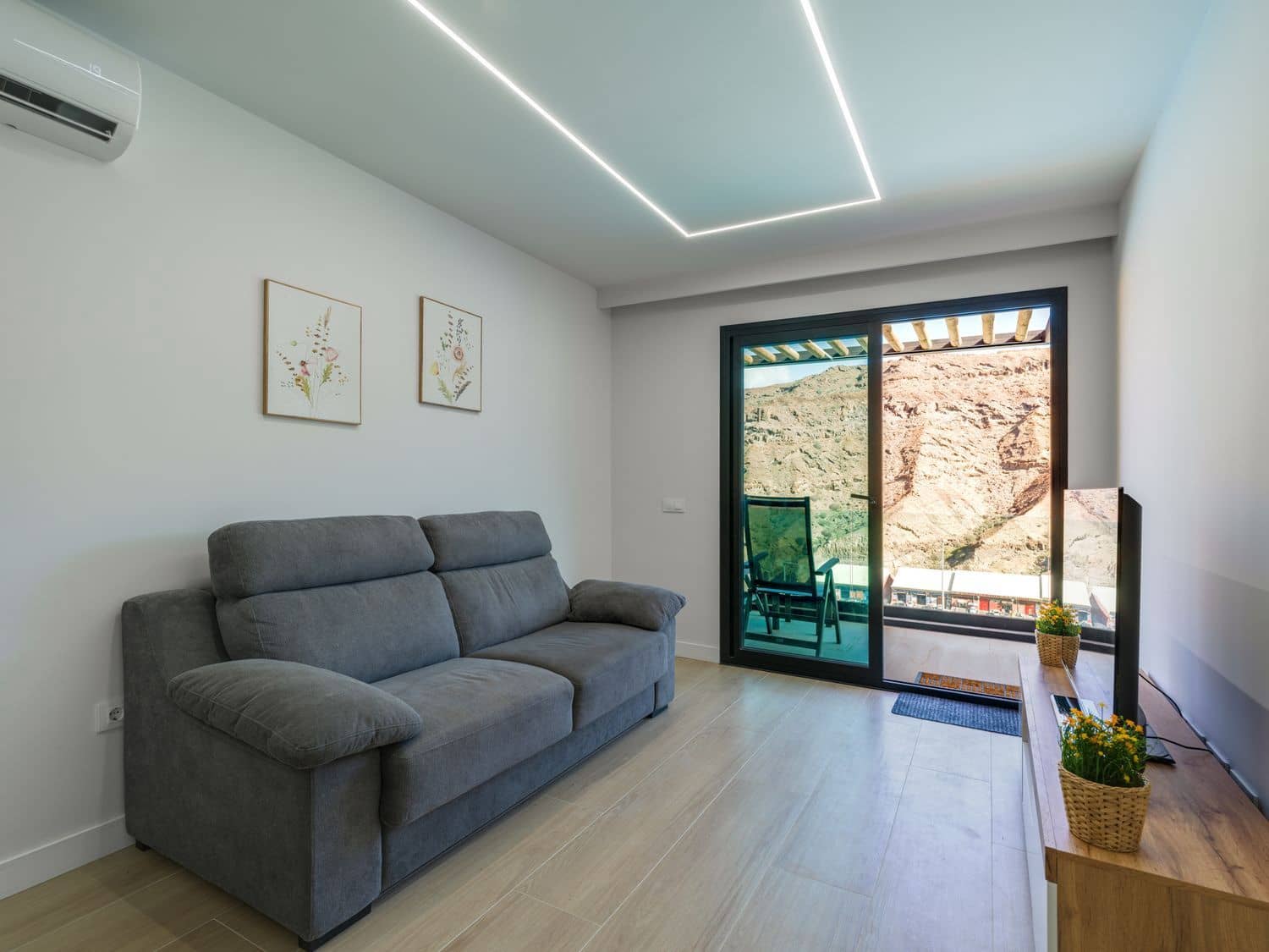 Appartement de 1 chambre à louer à Puerto Rico avec piscine garage - 1 800 € (Ref: 10108826)